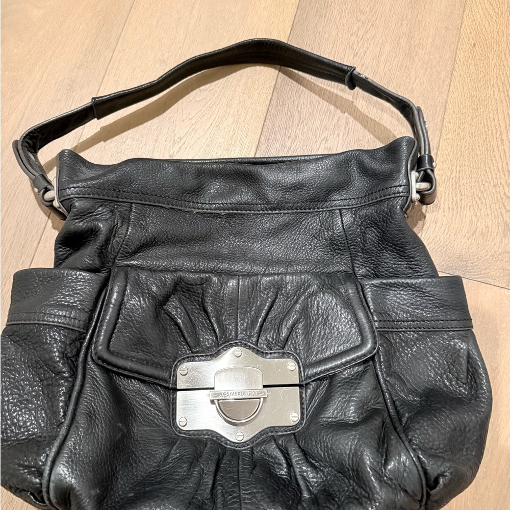 B Makowsky black leather shoulder bag